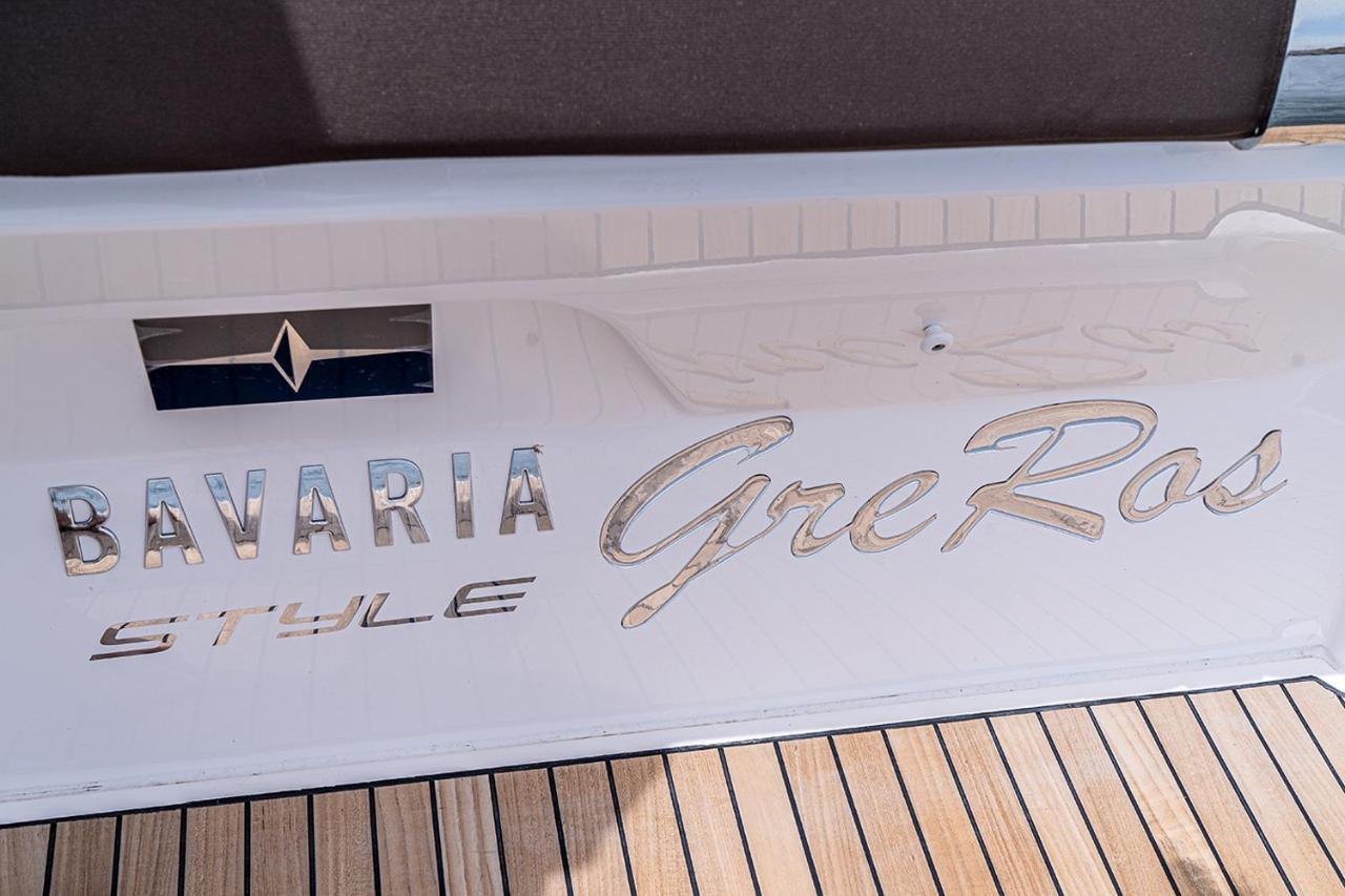 Royal Art H Duomo - Napoli Centro, By Clapa Group Hotel Exterior photo Bavaria Yachts logo