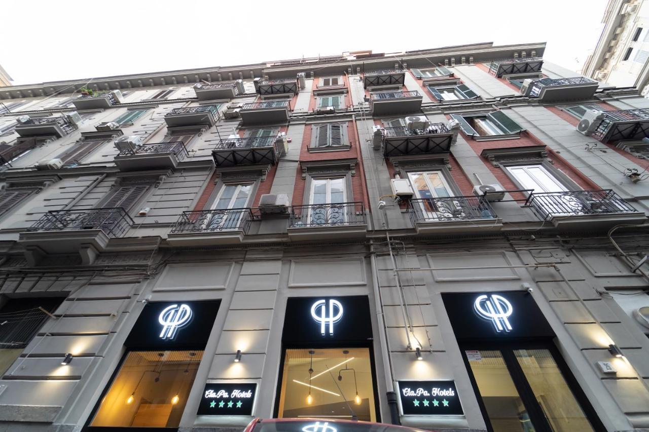 Royal Art H Duomo - Napoli Centro, By Clapa Group Hotel Exterior photo The hotel's facade